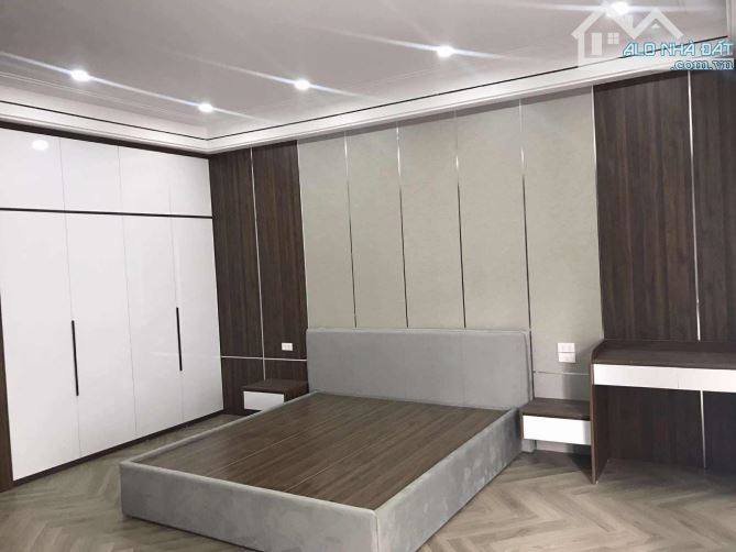 ✅️✅️ BÁN NHÀ BỒ ĐỀ - 67M, 6 TẦNG - LÔ GÓC - GARA Ô TÔ - THANG MÁY NHẬP KHẢU - GẦN PHỐ - VỊ - 2