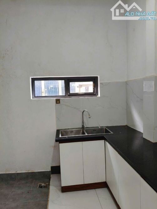 🌈NHÀ MỚI GẦN TRƯỜNG NGUYỄN DU QUẬN 12 GIÁP CÒ VẤP CHỈ 3,3 TỶ- DT 50m2- 2 TẦNG - 2