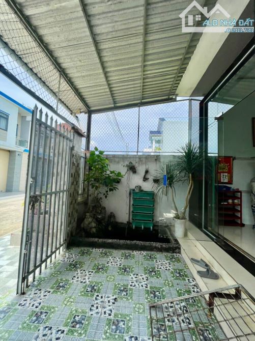 bán nhà góc 2 mặt tiền thuộc Ấp 3 - Trung An khu Cầu Long Hải Yến - 2
