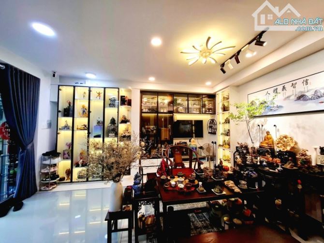NHÀ 5 TẦNG MỚI XÂY – LÊ VĂN SỸ – HẺM XE HƠI – NỞ HẬU PHONG THỦY TỐT - HƯỚNG ĐÓN TÀI LỘC - 2
