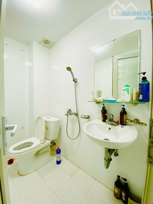 Bán Nhà Kim Giang – Ngõ Nông, 2 Mặt Thoáng, View Đẹp, 3 Ngủ, Đầy Đủ Nội Thất, Sổ Đỏ Chính - 2