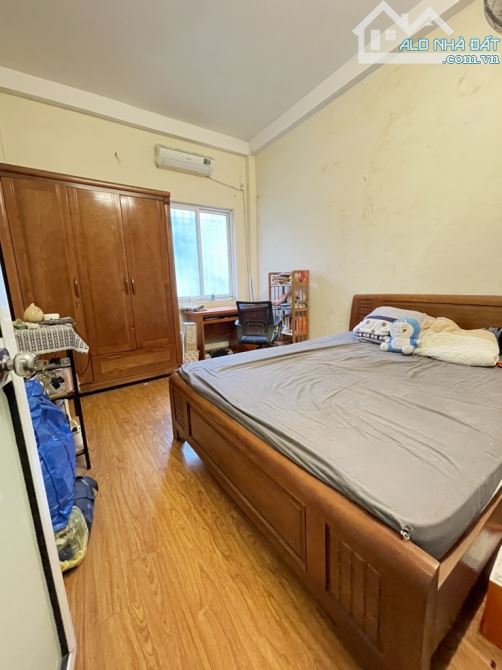 NHÀ VỊ TRÍ ĐẸP PHỐ LƯƠNG ĐÌNH CỦA, ĐỐNG ĐA(34M2*5T), LÔ GÓC, GẦN PHỐ CHỈ 7.55 Tỷ - 2