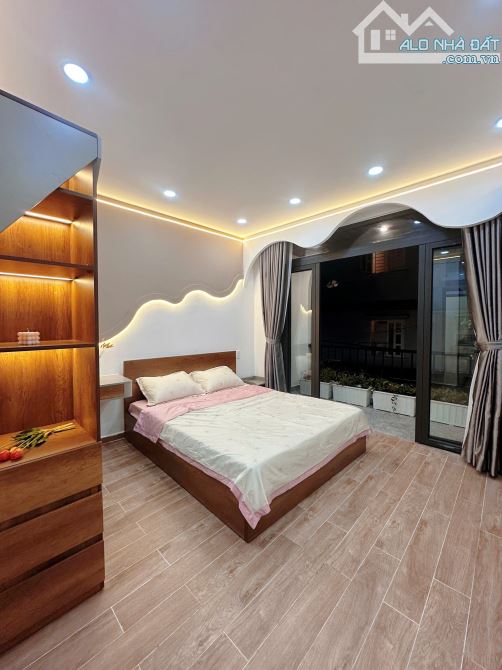 Nhà HXH 211/ Hoàng Hoa Thám, P5, PN – 3PN, tặng full nội thất – Giá 7.38 tỷ TL - 2
