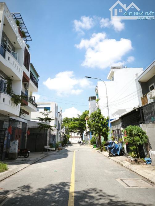Bán nhà đường Võ Thị Thừa, An Phú Đông, Quận 12, đường 12m, 4 tầng, 60m2, 6.3 tỷ - 2