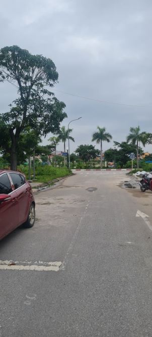 Bán Đất Khu Đô Thị BigC Bắc Giang, tỉnh Bắc Giang. 96m2, Mặt tiền 5,5m. Giá 7,3 tỷ - 2