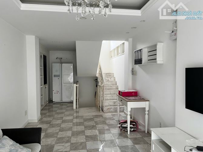 BÁN NHÀ CỐNG QUỲNH QUẬN 1 – HẺM 4,5M - 5 TẦNG FULL NỘI THẤT - GIÁ CHỈ 11 TỶ (TL) - 2