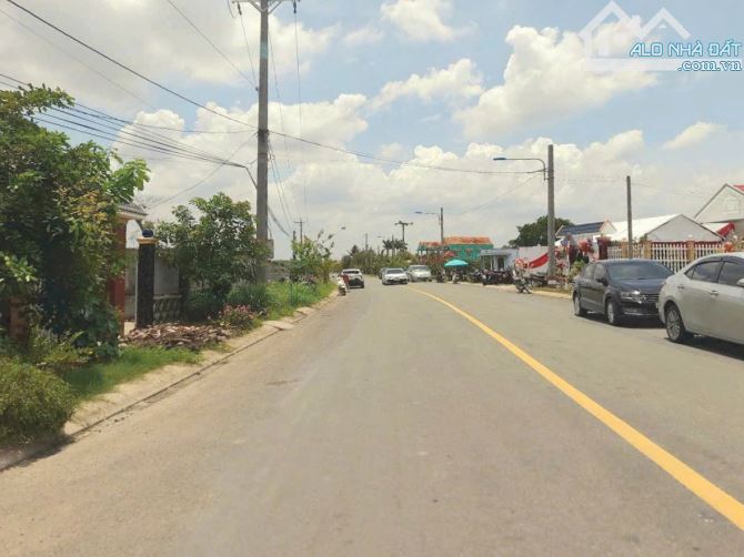 Hàng Vip, 170m2 đất thổ cư đường ô tô cực đẹp, 530tr - 2
