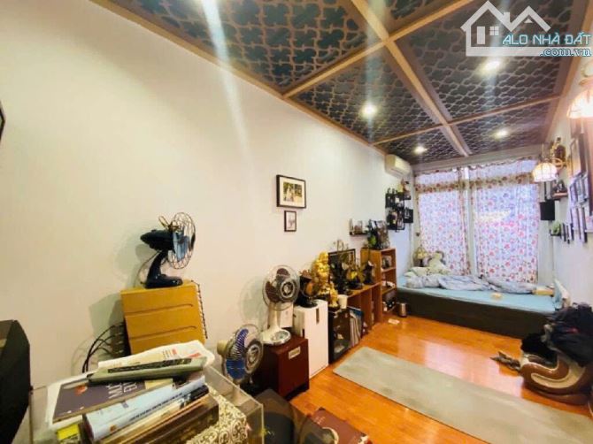 Mặt phố Tôn Đức Thắng, vỉa hè rộng, KD sầm uất, nhà đẹp ở ngay, 42m2, 4 tầng, giá 17 tỷ - 2