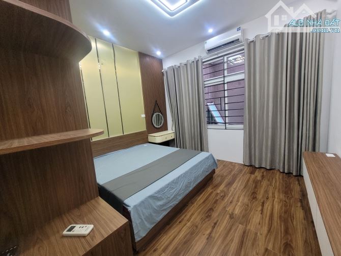 KIM NGƯU , 43M² , MẶT TIỀN 4,2M , NGÕ THÔNG SÁT Ô TÔ  , NHÀ MỚI FULL NỘI THẤT , 9,7 TỶ - 2