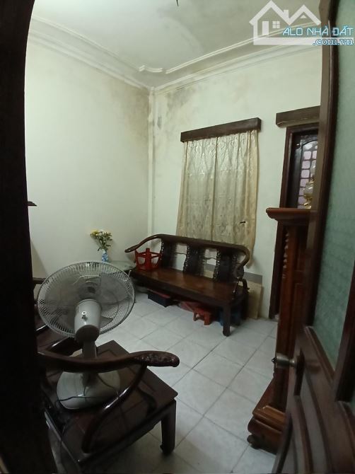 BÁN NHÀ MẶT NGÕ THỔ QUAN-DT28M2-3 TẦNG.TRƯỚC NHÀ RỘNG,GIÁ CHỈ:6.5 TỶ - 2