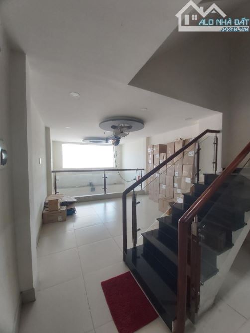 Bán nhà Nguyễn Văn Luông, 5 tầng, 70m2, HXH 8m thông, chỉ 12 tỷ hơn chút - 2