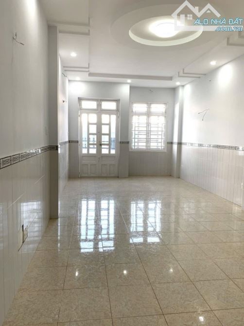 NHÀ HẺM NHỰA 6M LÊ THÚC HOẠCH 4x13M 1 LỬNG 1 LẦU – 3PN, 3WC GIÁ 5.4 TỶ - 2