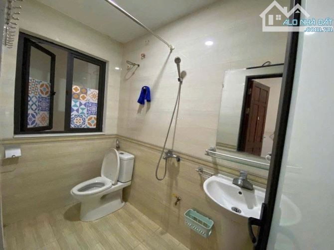 cần cho thuê nhà riêng trong ngõ Đội Cấn 40m2 x 5 tầng - 2