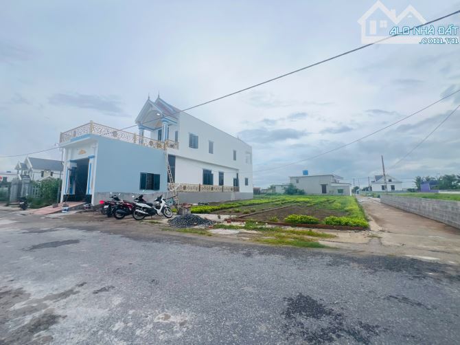Bán đất biển Quất Lâm sát khu nghỉ dưỡng Flamingo, 100m2 lô góc MT5m trục chính kinh doanh - 2