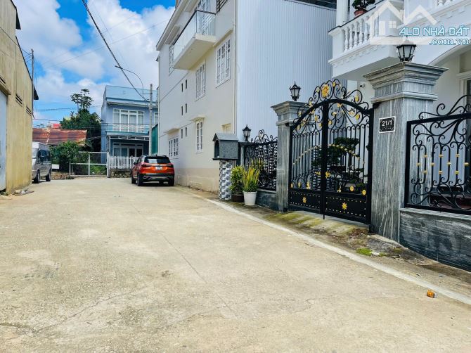 Đất hơn 200m2 chưa đến 6 tỷ P11 Đà Lạt đường xe tải tận nơi - 2