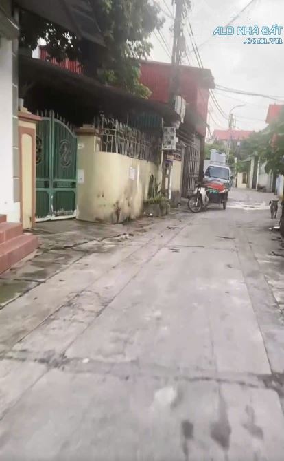 Bán 100m2 đất măt tiền 5m trục chính Thường Lê, Đại Thịnh, Mê Linh ô tô vào nhà giá đầu tư - 2