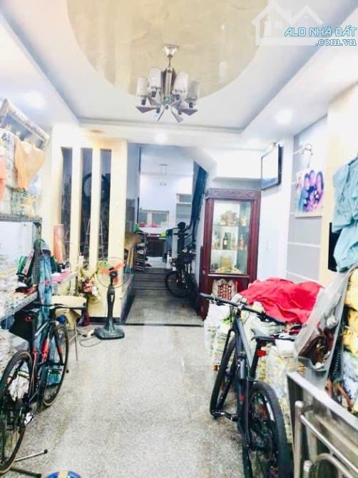 Nhà Đẹp 4 Tầng - Khu Bàu Cát - 74m2(4x18) Vuông Đẹp - 2