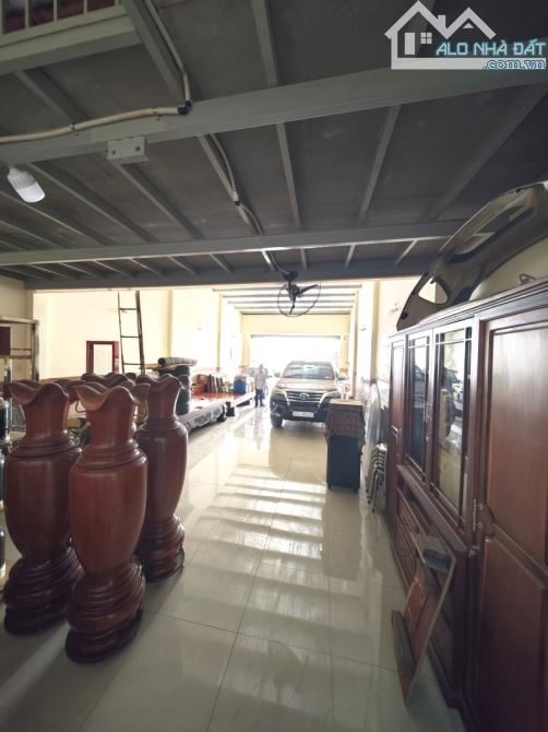 RẺ,NHÀ Đ.SỐ 5 GẦN BỜ KÊNH THAM LƯƠNG GIÁP TÂN PHÚ- 157M2-6x26 -HẺM XE TẢI 8M. CHỈ 10 TỶ XX - 2