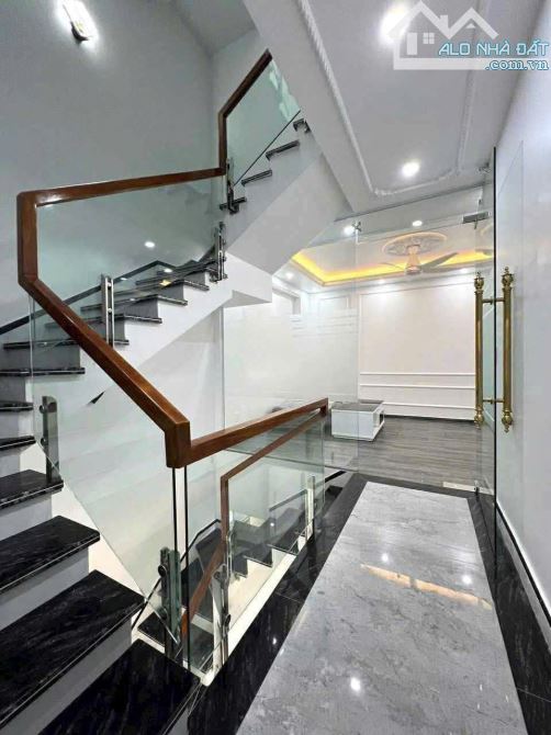 🔥🔥🔥Cực hiếm nhà 4 tầng đẹp như mơ, 50m²ngay vườn hoa TĐC Xi Măng, Sở Dầu Hồng Bàng - 2