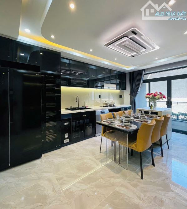 Siêu Phẩm ! MT Trần Quang Khải, P.Tân Định Q1 – 4x24m – 6 tầng thang máy – Giá chỉ 34 tỷ - 2