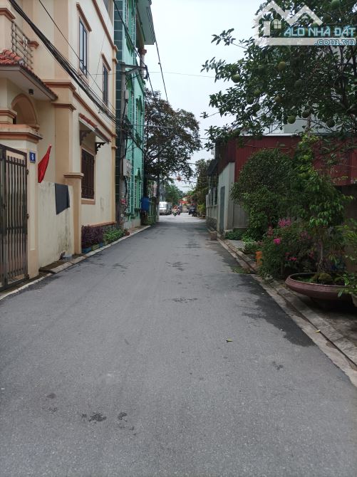 BÁN ĐẤT ĐA TỐN - GIA LÂM - 55M -2 THOÁNG - NGÕ KINH DOANH - Ô TÔ TRÁNH - 2