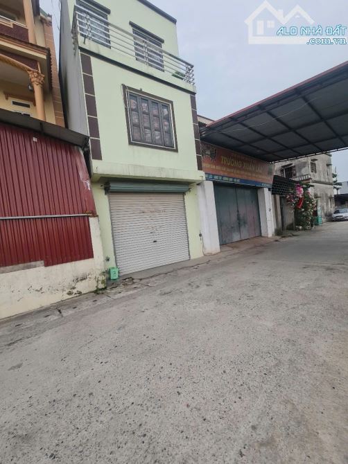 Bán gấp 99m bìa làng Dục Tú, có nhà 3 tầng, cho thuê 6 tr/tháng, sát nút giao cầu Tứ Liên - 2