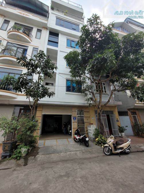 Căn hiếm - Phân lô VIP Cầu Giấy 🚗 Ô tô tránh – Kinh doanh đỉnh – 6 tầng thang máy - 2