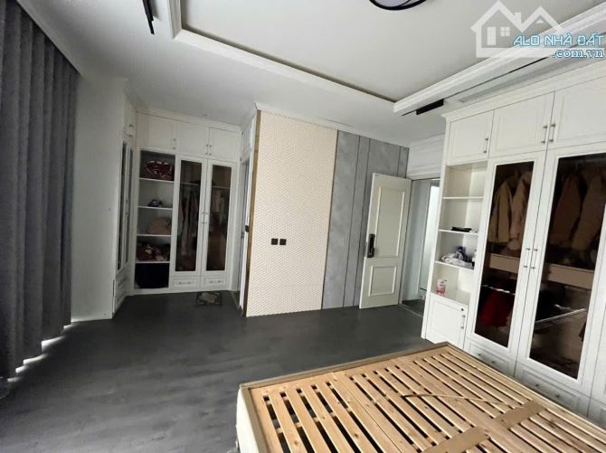 Nhà ngon Lạc Trung 74m 6 tầng ngõ vỉa hè Oto tránh - Vừa ở vừa làm văn phòng Giá 17,2 tỷ. - 2