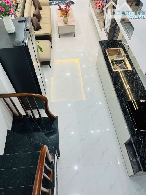 Bán nhà đường Vũ Trọng Phụng-ô tô đỗ gần, 3 PN,P.thờ, sân phơi,full nội thất chỉ 5.16ty - 3