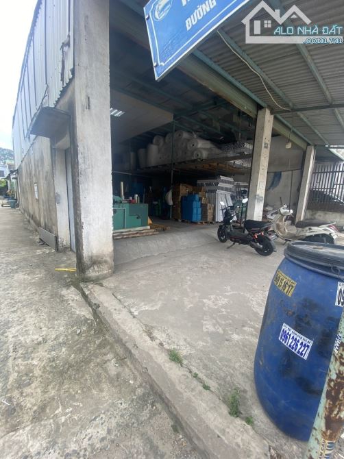 Bán căn góc cấp 4 (10x25m), mặt tiền đường Thanh Niên p. Tân Bình, đang thuê 11tr/th - 3