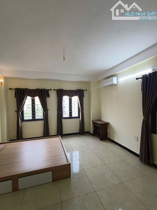 Bán nhà đường Bát Khối- Cự Khối- Long Biên 30m × 5.4 tỷ, MT/4.3m - 3