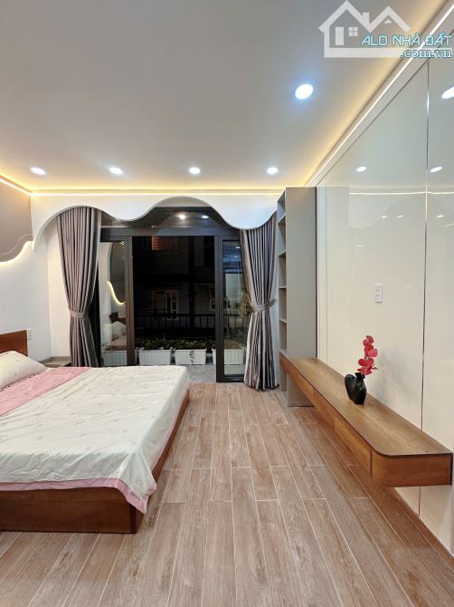Nhà HXH 211/ Hoàng Hoa Thám, P5, PN – 3PN, tặng full nội thất – Giá 7.38 tỷ TL - 3