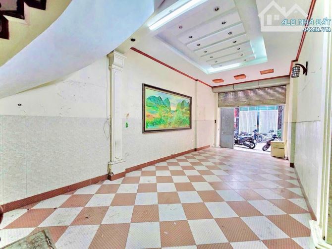 Bán nhà phố Lê Trọng Tấn, Thanh Xuân 68m, 5 tầng, mt 4.3m. Giá: 23.5 tỷ - 3