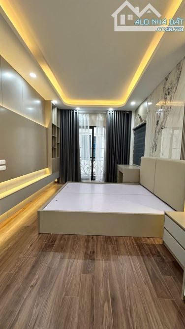 Cần bán nhà đẹp mới ngõ thông gần oto tránh phố Nguyễn Chính , HM 36 M5T 7,68 tỷ . - 3