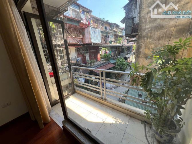 Bán nhà Nguyễn Trãi, Thanh Xuân. Diện tích 32m2, 5 tầng. Ô tô đỗ cửa. Giá 7,98 tỷ - 3