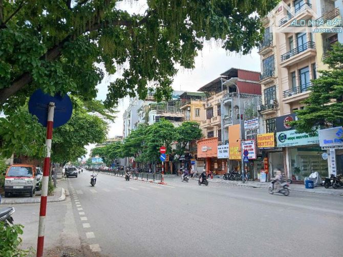 Mặt phố Tôn Đức Thắng, vỉa hè rộng, KD sầm uất, nhà đẹp ở ngay, 42m2, 4 tầng, giá 17 tỷ - 3