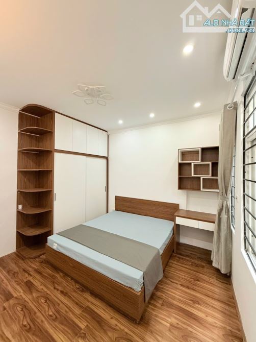 KIM NGƯU , 43M² , MẶT TIỀN 4,2M , NGÕ THÔNG SÁT Ô TÔ  , NHÀ MỚI FULL NỘI THẤT , 9,7 TỶ - 3