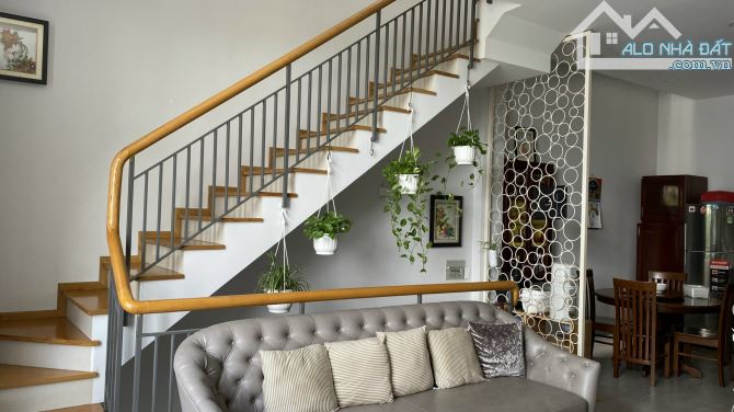 BÁN NHÀ 3 TẦNG DT 80M2 - SỔ HỒNG RIÊNG - ĐC: 1419 LÊ VĂN LƯƠNG PHƯỚC KIỂN - 3