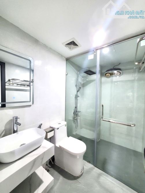 NHÀ ĐẸP Ở LUÔN MẶT NGÕ KHÂM THIÊN-DT33M2-5 TẦNG-MT4.2M-GIÁ CHỈ 7.4 TỶ - 3