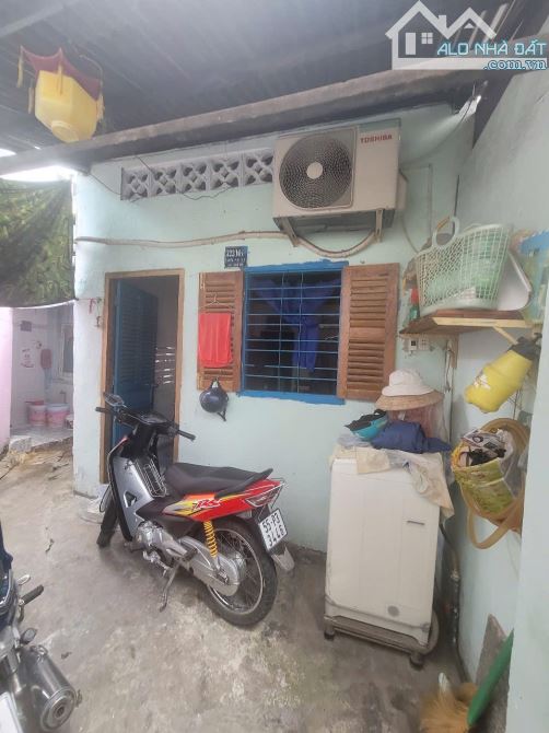 Nhà bán: đường CMTT .Q 3. DTSD 77,7m2. C4. Giá 8,5 tỷ - 3