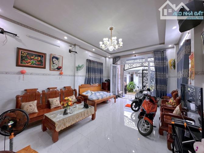 NHÀ TRỆT LẦU KIÊN CỐ RỘNG RÃI HẺM 127 VÕ VĂN KIỆT GẦN DÊ ĐỆ NHẤT- AN HOÀ, NK, Tp.CT - 3