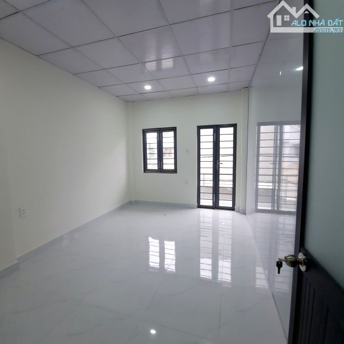 Bán nhà Hồ Học Lãm 41m2 2 tầng chỉ 3 tỷ nhỏ giọt hẻm 6m oto đỗ cửa - 3