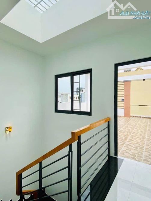 Bán nhà Phan Huy Ích, Hẻm 4m, 4 x 16m, 3 Tầng, Chỉ 6 Tỷ 5 nhỉnh - 4
