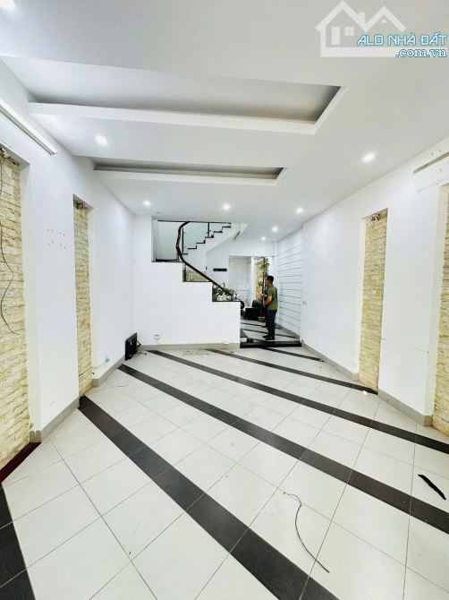 bán nhà văn quán hà đông, 69m , mặt tiền 4,6m, phân lô, kd, giá chỉ 17 t.ỷ - 4