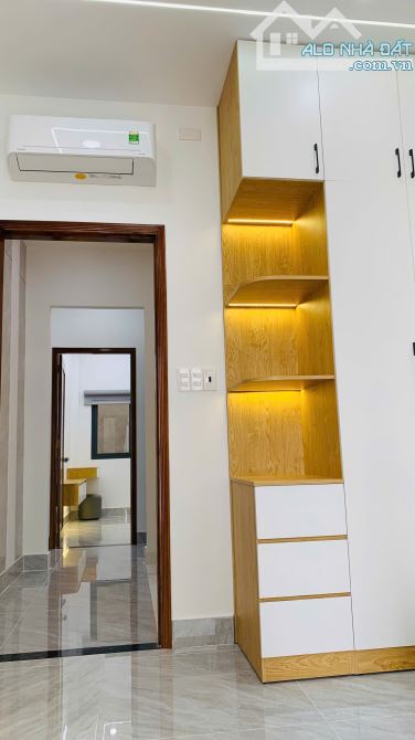 Bán nhà hẻm 8m,DT 4m2 x 13m,lửng,2 lầu Sân Thượng,nhà mới đẹp vô ở liền - 4