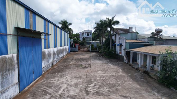 Bán nhà và kho xưởng 3500m2 ngay ngã 3 La Sơn, cách Trường Chinh nối dài, Tp.Pleiku - 4