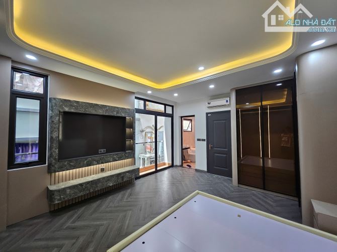 HOÀNG NHƯ TIẾP 48M2 - 6TẦNG THANG MÁY - 20M RA ĐƯỜNG OTO TRÁNH - CHỈ HƠN 12TỶ - 4