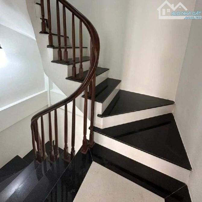Nhà Trịnh Văn Bô 37m2 5 tầng 3 thoáng 1 nhà ra ô tô gần trường, chợ an sinh đỉnh 4 tỷ 6 - 4