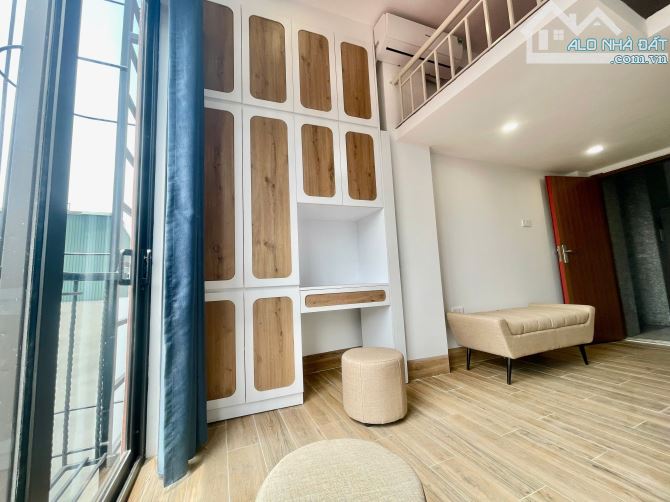 Cho Thuê CCMN 36 Võ Chí Công Cầu Giấy 30m2 Studio Gác Xép Ban Công Giặt Riêng Thang Máy - 4
