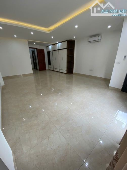 CHÍNH CHỦ GỬI BÁN NHÀ PHÂN LÔ YÊN NGHĨA,DT 55M-7 TẦNG-THANG MÁY-DÒNG TIỀN 500TR/NĂM - 4